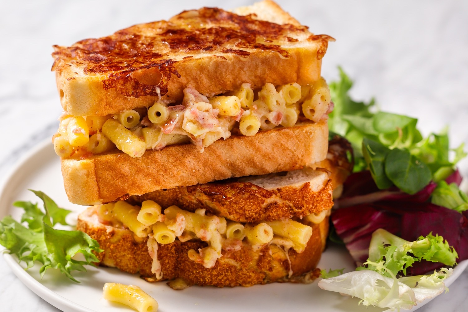 Mac 'n' Cheese Toastie With Classic Crispy Florette Salad Make it